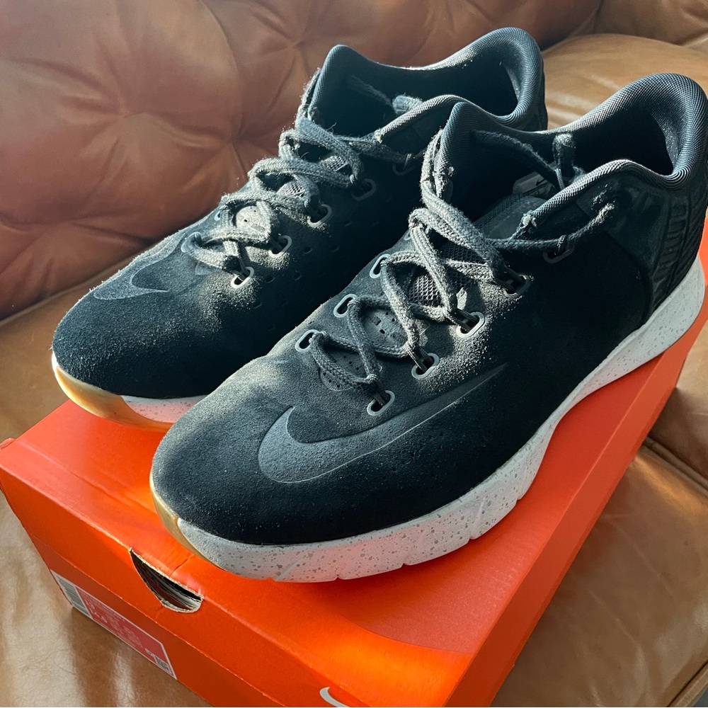 Nike men shoes